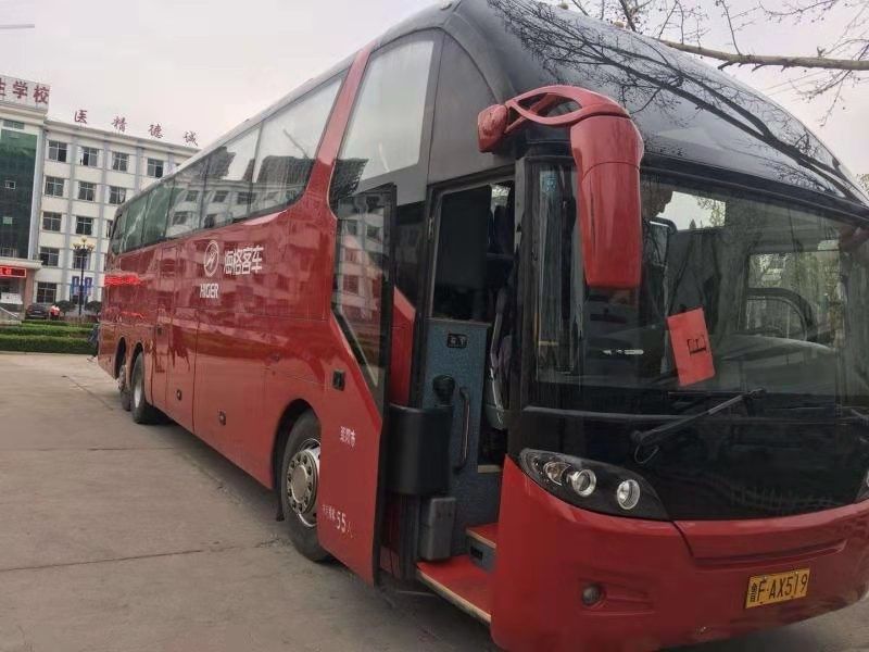 Ônibus usado do passageiro IV/V 24-57 de Euro do treinador da mão KLQ6122 ò assentos luxuosos