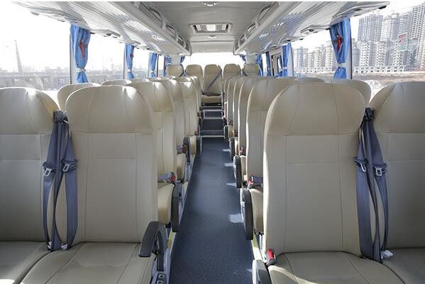 35-39 os assentos Yutong ZK6122 usaram o ônibus diesel/ônibus de excursão usado para o transporte de Passanger