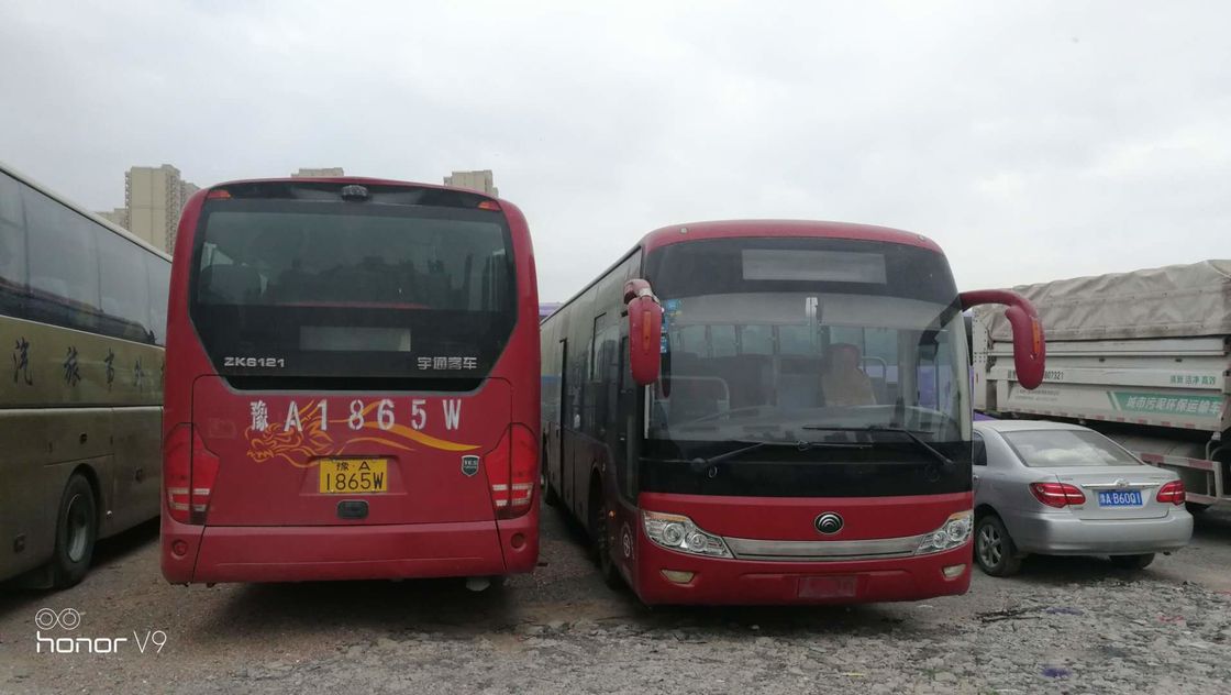 Yutong vermelho usou portas do A/C dois do diesel do apoio do ônibus ZK6121HQ3Z 68 Seat RHD da pousa-copos