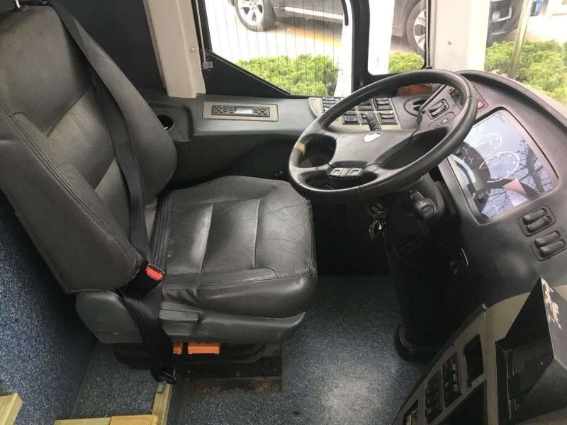 55 mão esquerda diesel usada do ônibus KLQ6147 do passageiro de Seat curso mais altamente vermelho que dirige 2013 anos