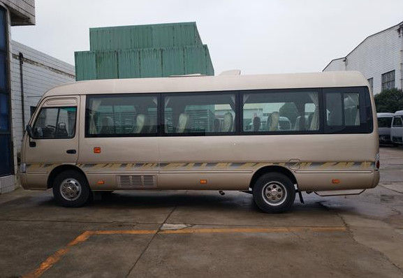 Mudan brandnew 23 assentos usou o motor diesel da engrenagem manual do ônibus da pousa-copos com condução à direita da C.A.