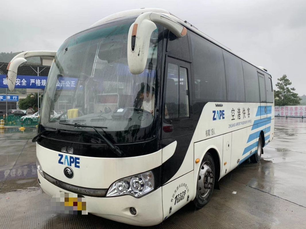 Ônibus da cidade de Yutong da série ZK6858, mão esquerda diesel do ônibus de Seater do branco 19 que dirige 2015 anos