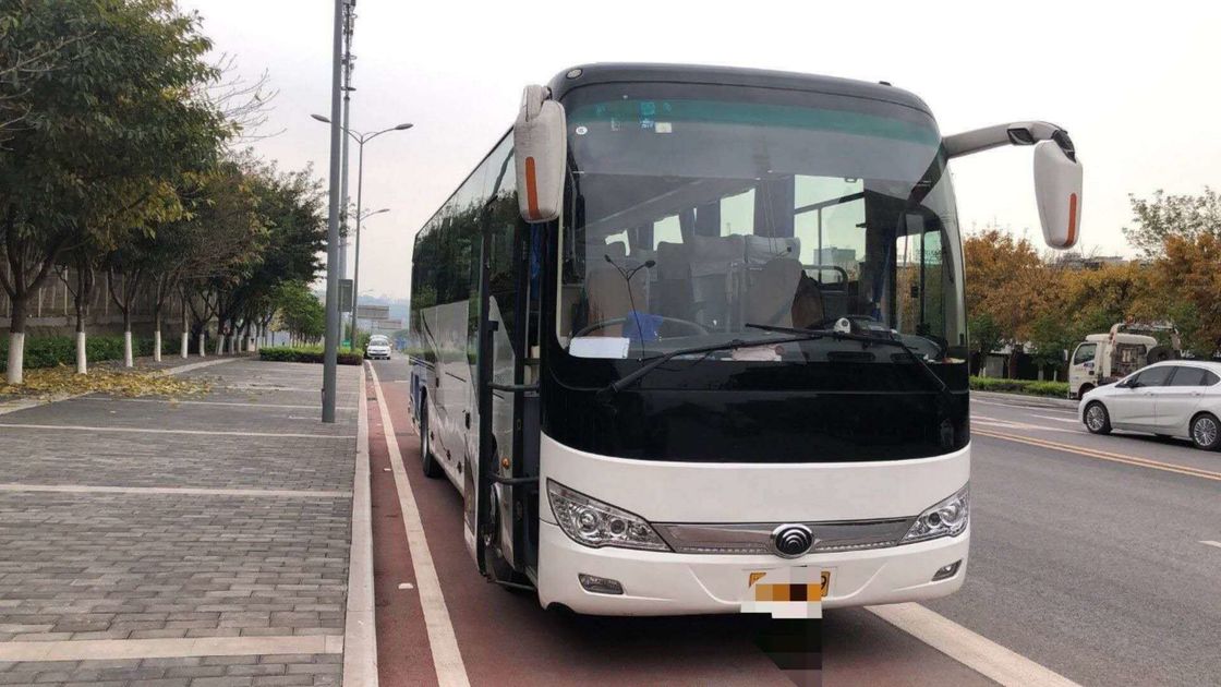 Movimentação usada Seat da mão esquerda do motor diesel do ônibus do passageiro de ZK6119H2Y 51 quase nova com porta automática