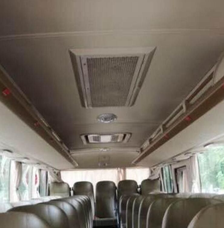39 assentos 260HP usaram a velocidade máxima dos ônibus 100km de Yutong/H 2010 anos 8995 x 2480 x 3330mm