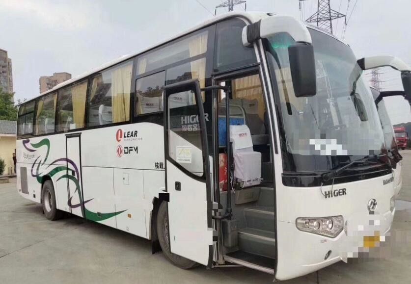 ônibus usado do treinador do motor diesel do comprimento 10m tipo mais alto de 2013 assentos do ano 47