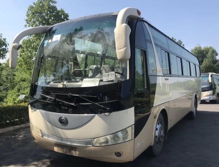 2010 ônibus usado assentos do treinador do modelo de Yutong Zk6100 do ônibus de turista 47 da mão do ano segundo