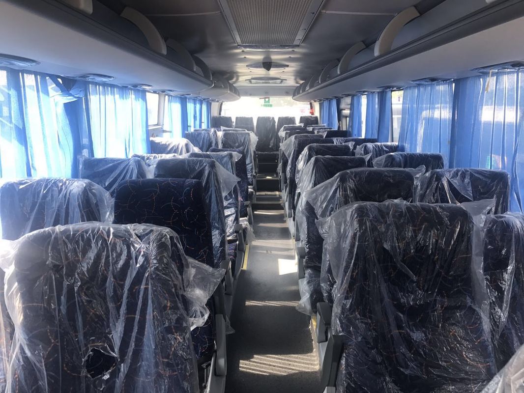 Tipo modo do combustível diesel do ônibus do treinador de Seat do tipo 50 de SLK6118 Shenlong da movimentação de LHD
