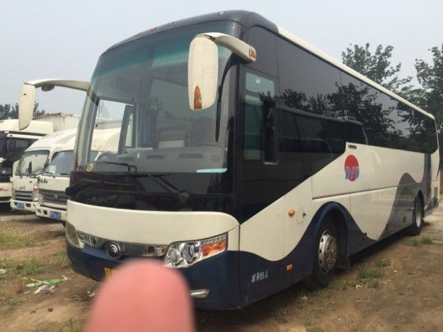 Ônibus usado do treinador de Seater do modelo 55 do ônibus de turista ZK6117 da mão de Yutong segundo 2011 anos