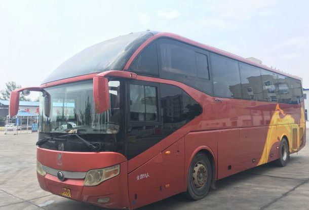 O ônibus de turista usado da mão de Yutong segundo 2011 anos 51 assenta a velocidade 6117 100km/H máxima modelo