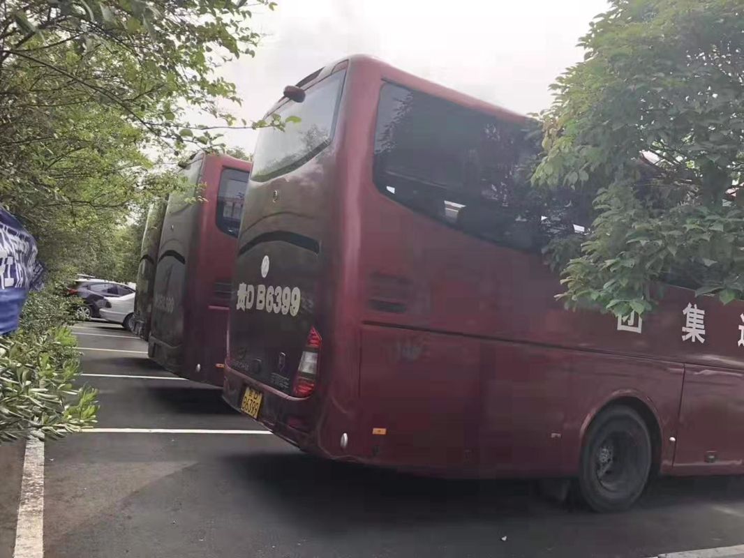 O diesel usado de viagem de Seat dos ônibus 55 de Yutong 2013 anos LHD conduz 12000 o × 3890mm do × 2550