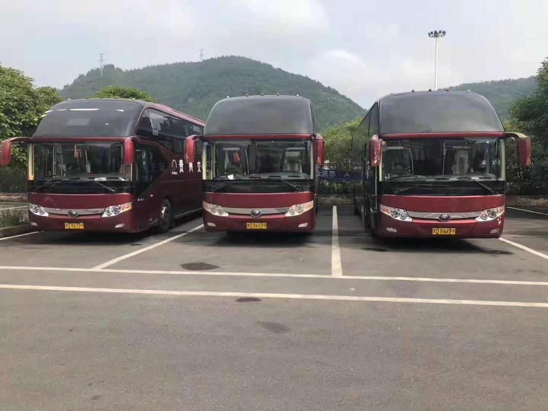 O diesel usado de viagem de Seat dos ônibus 55 de Yutong 2013 anos LHD conduz 12000 o × 3890mm do × 2550