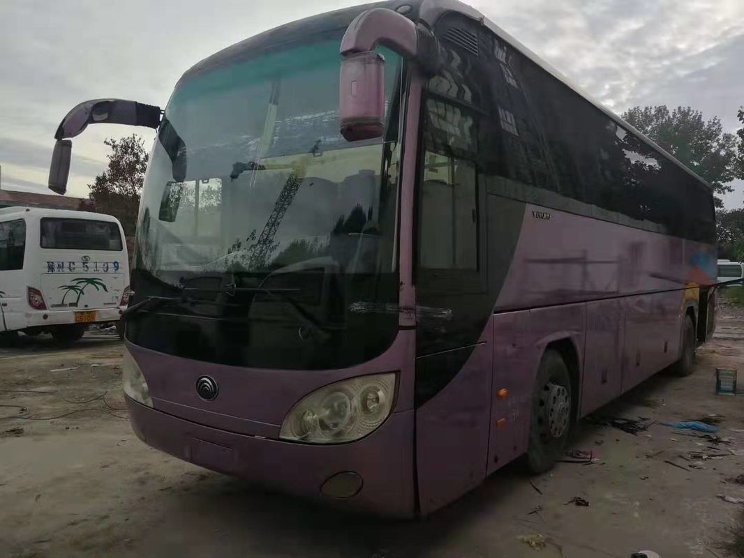 A direção da mão esquerda usou o ônibus de 55 Seater 2011 roxo do ano 6120HY19 com assentos de couro