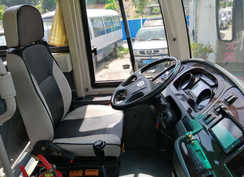 o ônibus usado milhagem do passageiro de 38000km usou o ônibus do rei Longo LHD/RHD assentos de 2015 anos 51