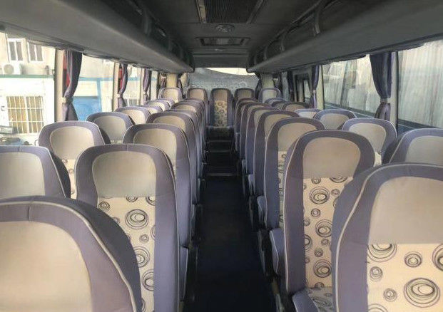 ônibus comercial usado diesel de Yutong ZK6908 do comprimento de 9m certificação do ISO de 2015 assentos do ano 39