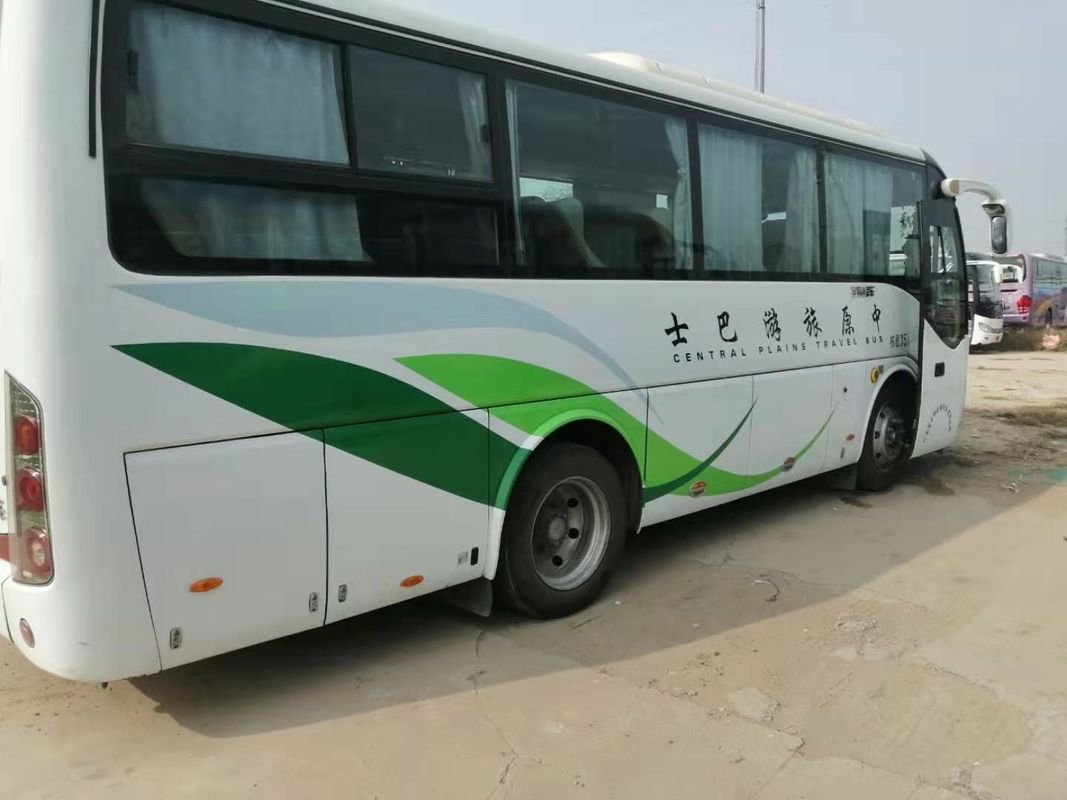 ZK6908 o modelo Diesel Fuel Used Yutong transporta uma cor opcional de 2015 assentos do ano 39