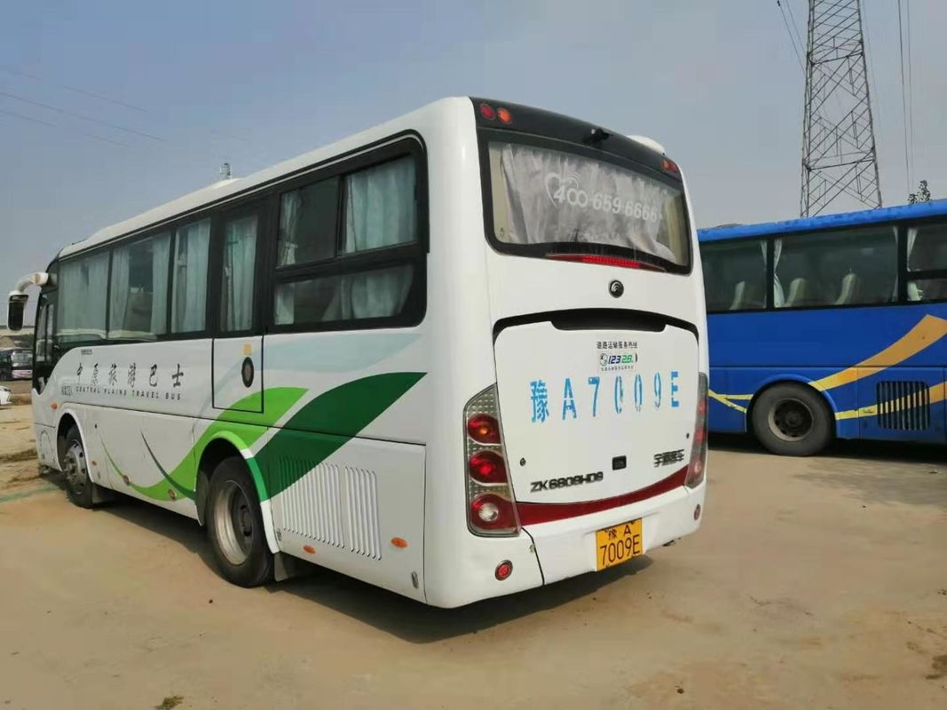ZK6908 o modelo Diesel Fuel Used Yutong transporta uma cor opcional de 2015 assentos do ano 39
