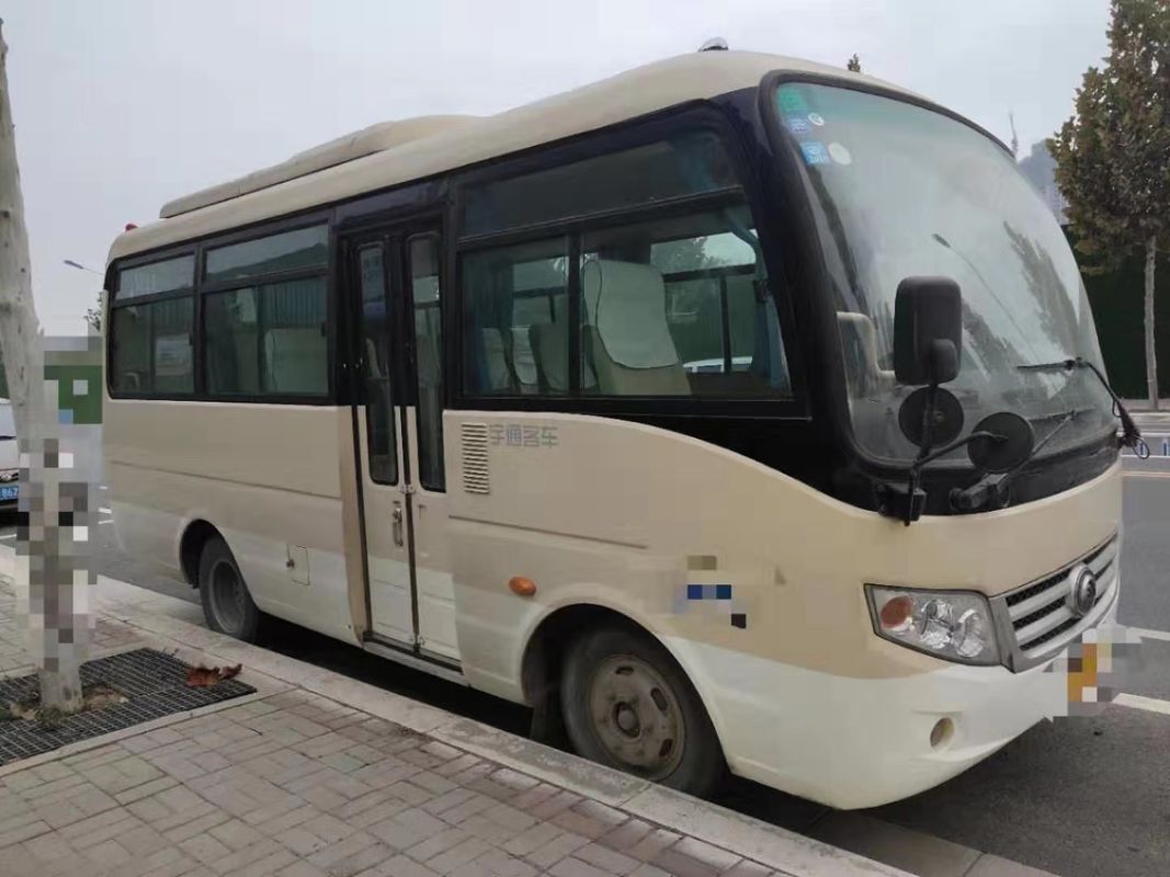 2011 anos usaram o modelo ZK6608 da movimentação da mão esquerda dos assentos do modelo ZK6608 19 do ônibus de Yutong nenhum eixo do acidente 2