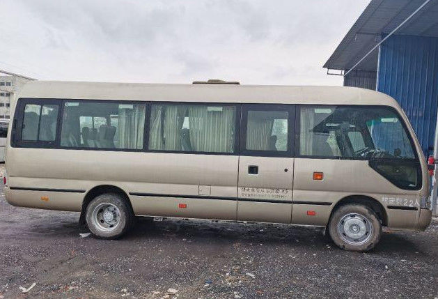 O ônibus comercial usado com o ônibus luxuoso 22 da pousa-copos assenta a base de roda da altura 4085mm de 2640mm