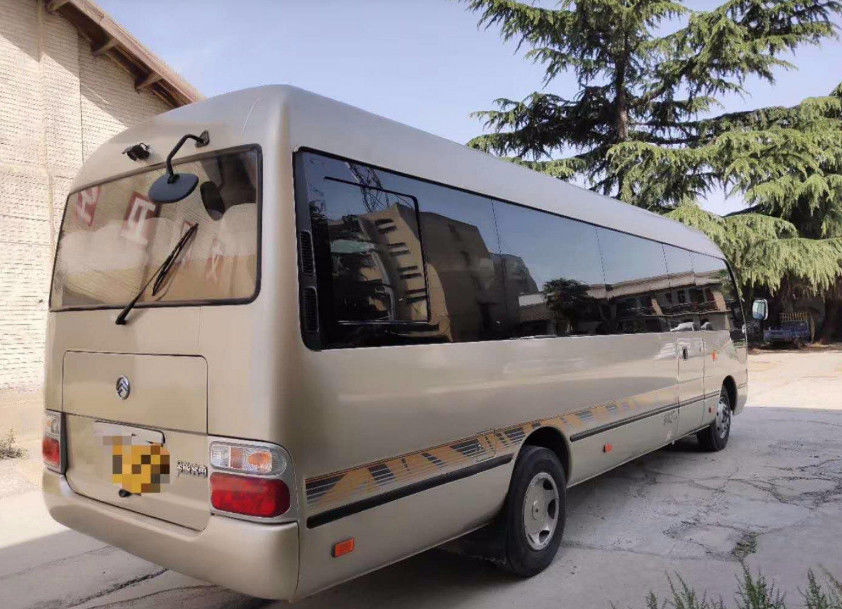 Ônibus usado 2016 anos Cummins Engine da pousa-copos 27 assentos com freio de ar e o tronco de naufrágio