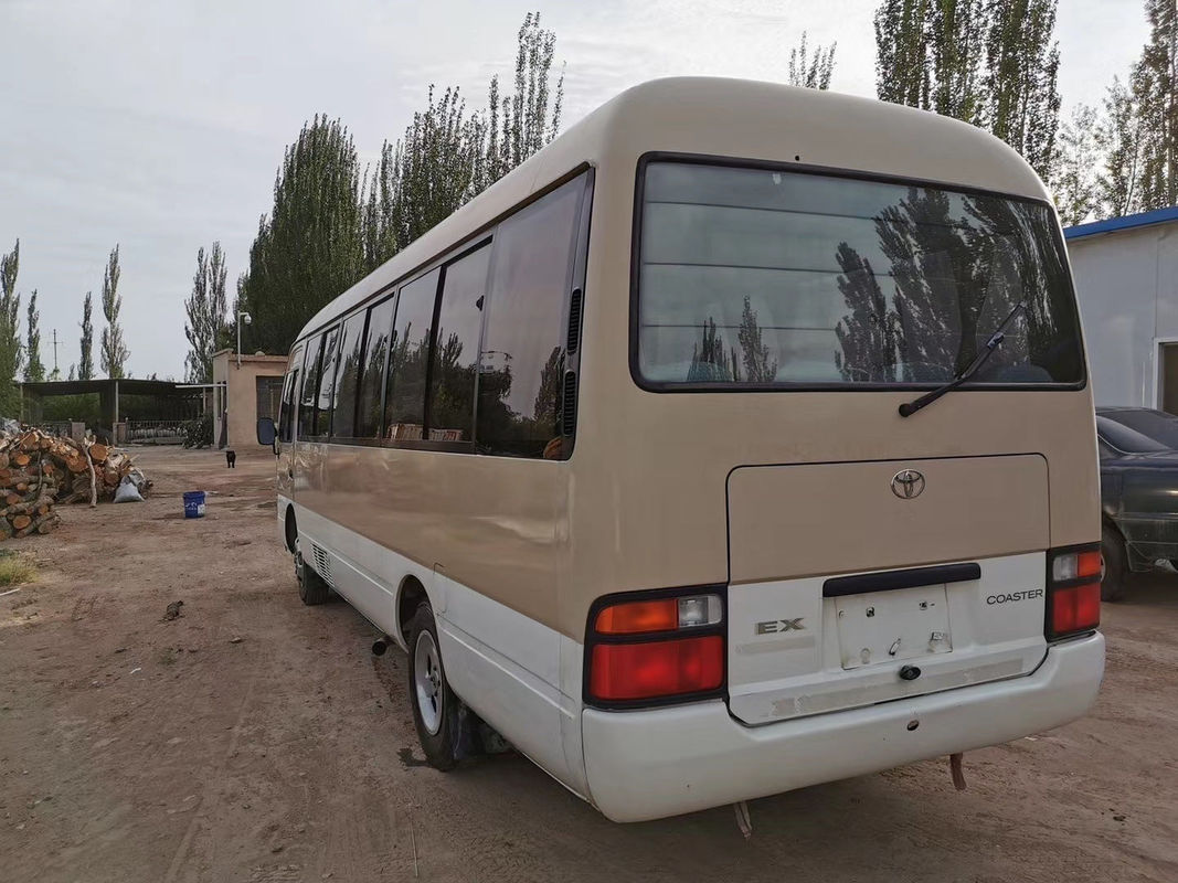 A movimentação LHD da mão esquerda usou assentos usados ônibus do ônibus 23 da pousa-copos mini o Euro 3 de 10 anos