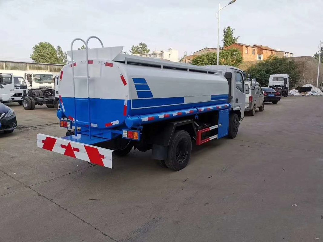 Certificação clara do ISO do caminhão do reabastecimento do óleo do caminhão de depósito de gasolina 5m3 do óleo do dever 4X2 5000L
