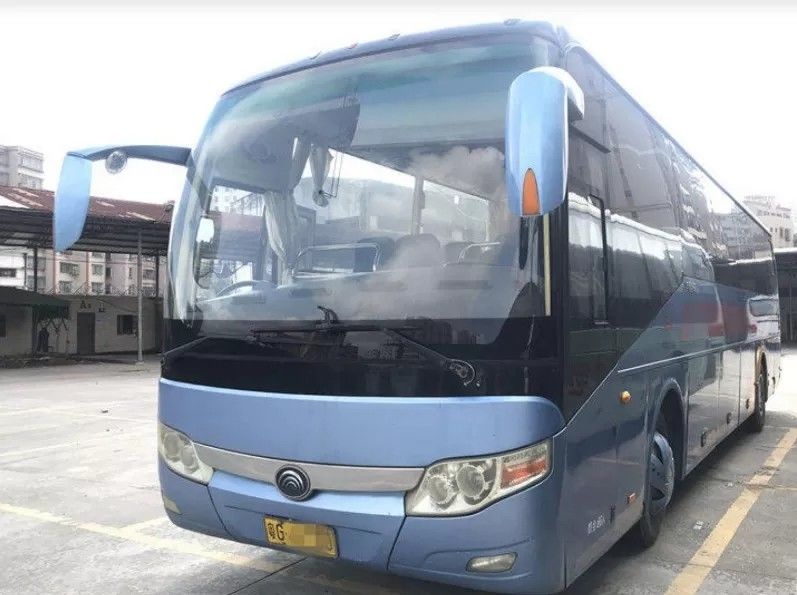 Os assentos Front Engine de um Yutong ZK-6112D 53 de 2011 anos, podem ser movimentação direita mudada