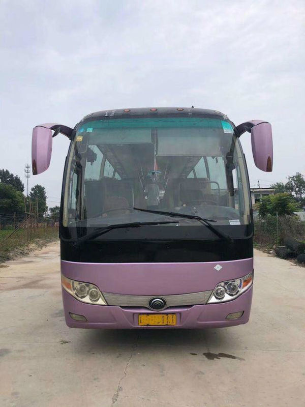 2012 transporte de passageiro usado da estrada do ônibus do transporte de passageiro de Yutong do ano 47 assentos