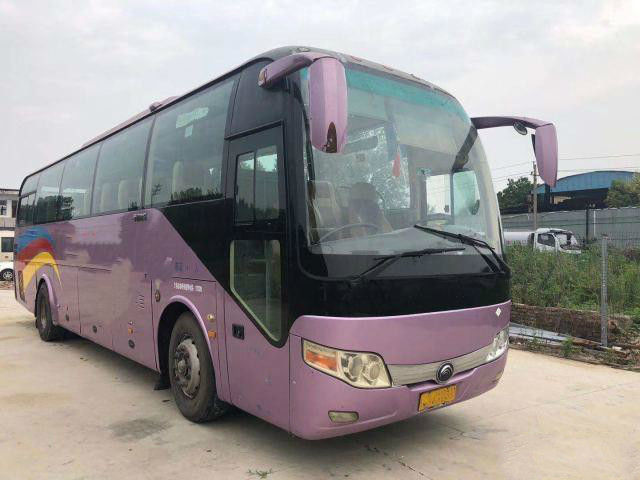 2012 transporte de passageiro usado da estrada do ônibus do transporte de passageiro de Yutong do ano 47 assentos
