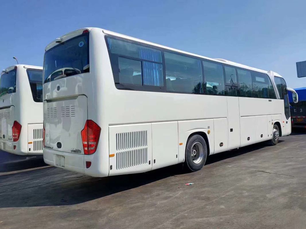 2016 a mão de Yutong segundo dos assentos do ano 50 transporta o treinador Bus para o Euro de aço III do motor de Yuchai do chassi das vendas