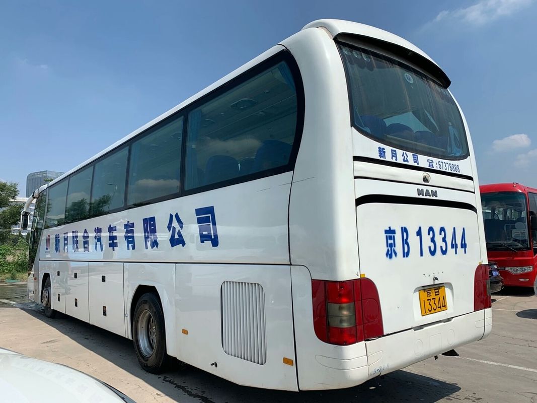 O ônibus usado de Yutong para vendas modela ZK6122 boas condições de aço dobro do Euro III do chassi das portas 51Seats