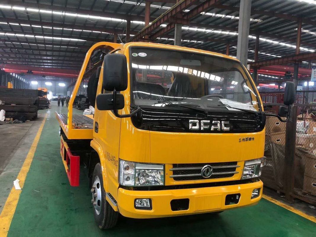 Salvamento de estrada Tow Trucks da roda de Dongfeng 95HP 6 do Euro 3 3 toneladas 5 toneladas 6 toneladas