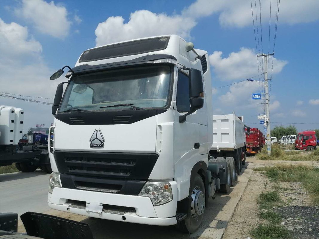Cabeça 6x4 do caminhão do trator de China Sinotruk Howo A7 com cores diferentes