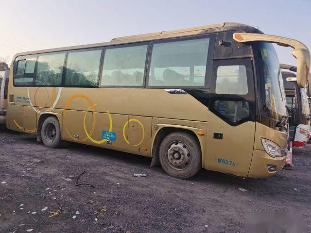 os assentos Yutong ZK6878 do comprimento 37 de 8.7m usaram porta LHD do ônibus do passageiro a única
