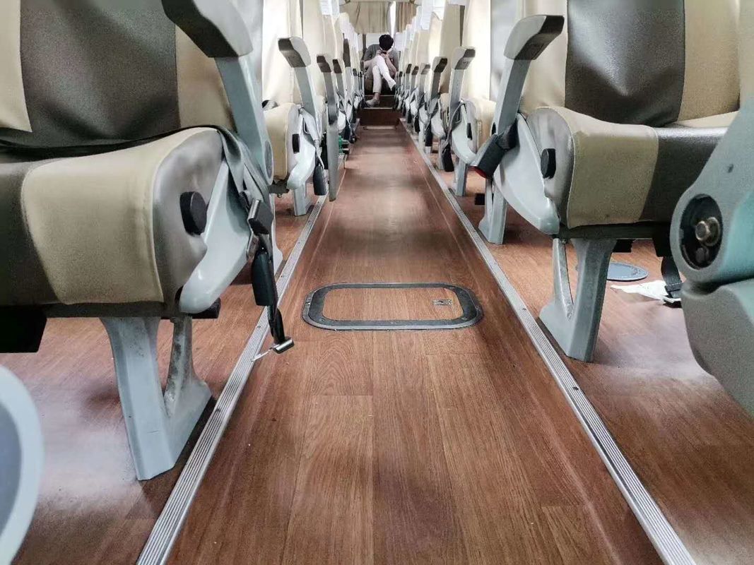 Os assentos de ZK6116HF 228kw 51 usaram ônibus que de Yutong o passageiro transporta Nude do quilômetro dos assentos luxuosos o baixo que embala LHD
