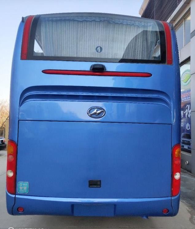 Um KLQ6129 mais alto 53 assenta motor traseiro o aço usado Chiassis de Bus Double Doors do treinador