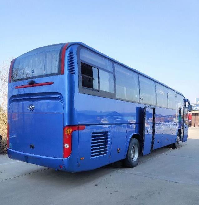 Um KLQ6129 mais alto 53 assenta motor traseiro o aço usado Chiassis de Bus Double Doors do treinador