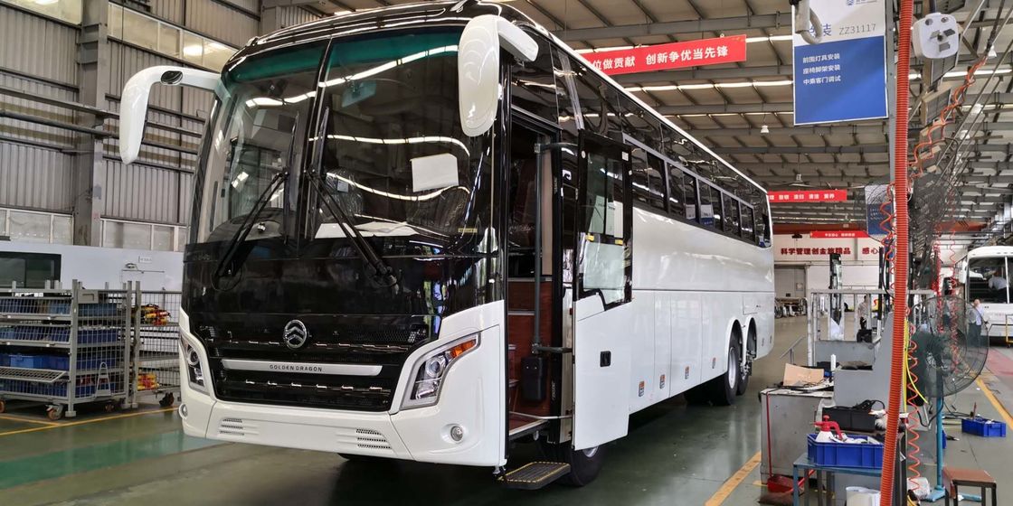 O ônibus de excursão diesel Front Cummins Engine Buses de Axle Euro II novo do dobro do tipo 58-70 assentos usou o dragão dourado XML6125
