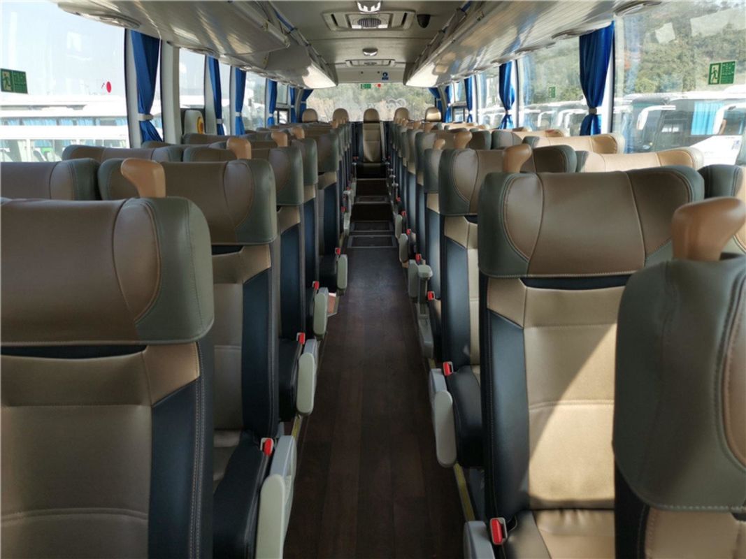 O motor de direção esquerdo 220kw do WP do chassi da bolsa a ar usou o passageiro o ônibus usado assentos de Yutong que do ônibus 50 para vendas modela Zk 6119