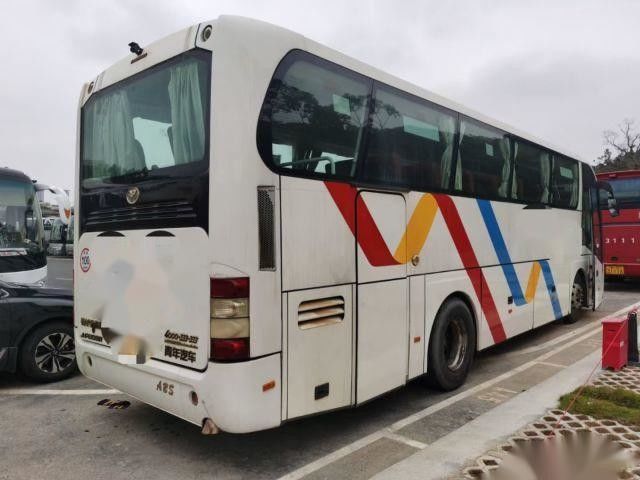 YOUNGMAN JNP6108 39 assenta assentos de couro de direção saidos chassi usados da bolsa a ar do ônibus do passageiro do motor do WP 199kw ônibus traseiro