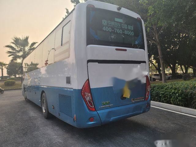Movimentação de embalagem nude traseira usada da mão esquerda das portas dobro do chassi da bolsa a ar do motor do yuchai dos assentos do ônibus LCK6119 48 do zhongtong