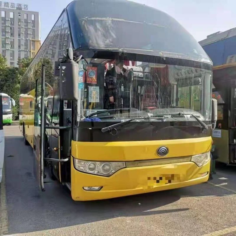 Yutong usado transporta assentos do VIP ZK6122 47 com o motor 247kw de Weichai das portas dobro do toalete