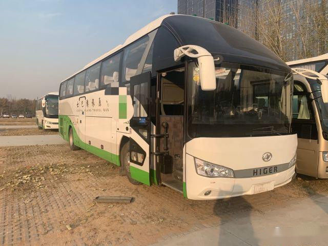 Ônibus mais alto usado para o motor usado da parte traseira dos assentos KLQ6122 WP de Bus 50 do treinador