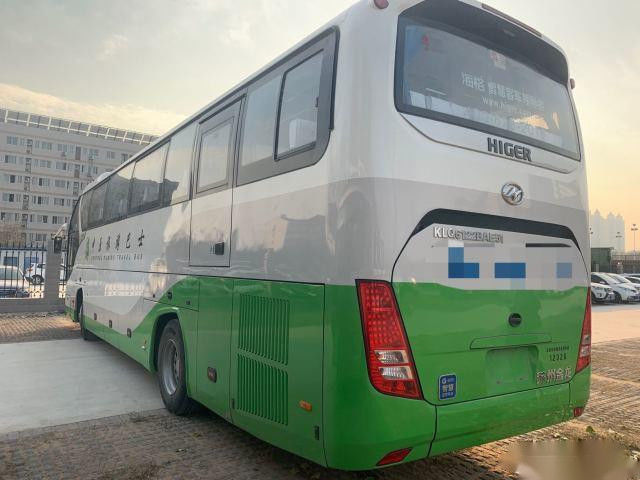 Ônibus mais alto usado para o motor usado da parte traseira dos assentos KLQ6122 WP de Bus 50 do treinador
