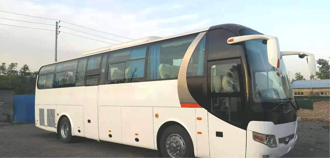 O chassi de aço usado assentos usado do ônibus de excursão do ônibus ZK6110 51 de Yutong saiu de portas dobro de direção
