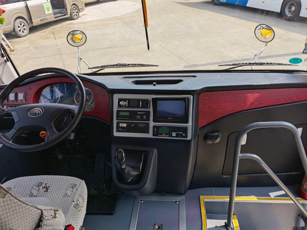 41 assentos Yutong usado 2014 anos transportam o motorista usado Steering No Accident do ônibus escolar LHD do motor diesel de ZK6729D