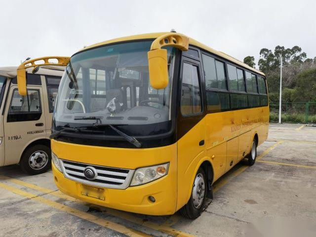 Direção esquerda usada de Front Engine Euro III de aço do chassi do ônibus de excursão dos assentos do ônibus 29 de Yutong