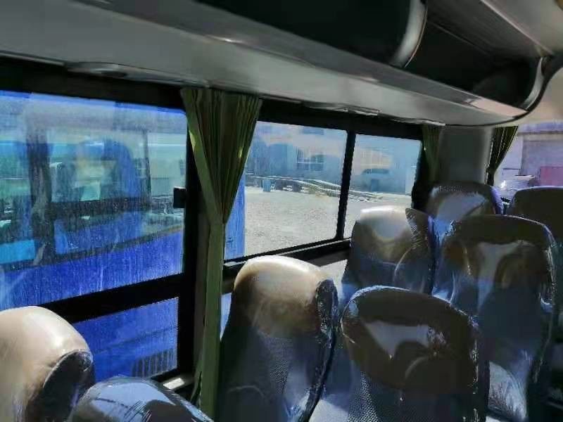 Yutong ZK6117 55 assenta o Euro traseiro III do ônibus do motor diesel do chassi de aço novo do ônibus