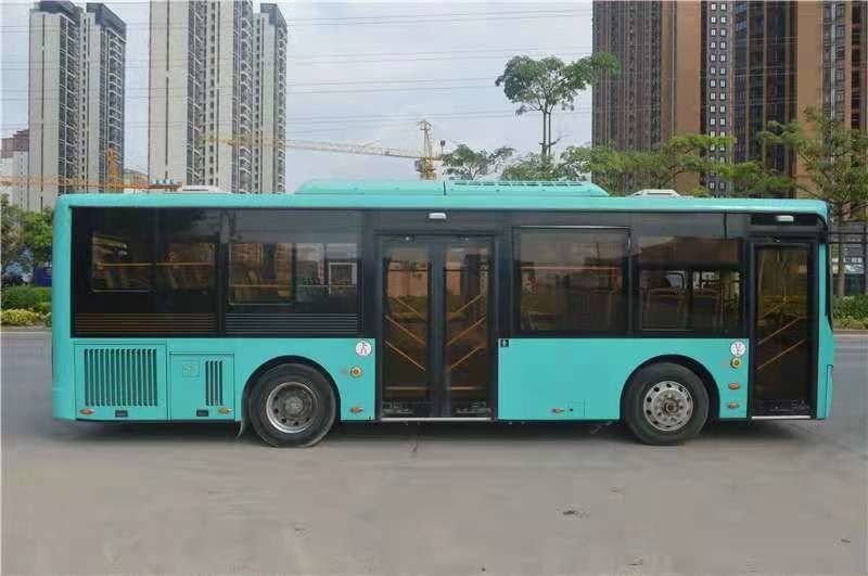 2015 o treinador usado assentos Bus LCK6950HG do ano 62 ZHONGTONG usou o ônibus da cidade com o condicionador de ar para comuta