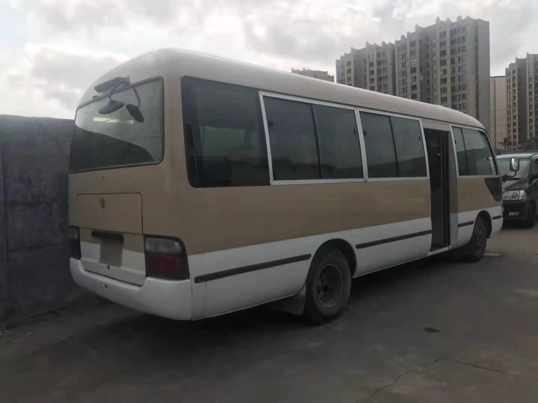 2010 o ônibus usado da pousa-copos do ano 23 assentos, LHD usou Mini Bus Toyota Coaster Bus com motor diesel, direção esquerda