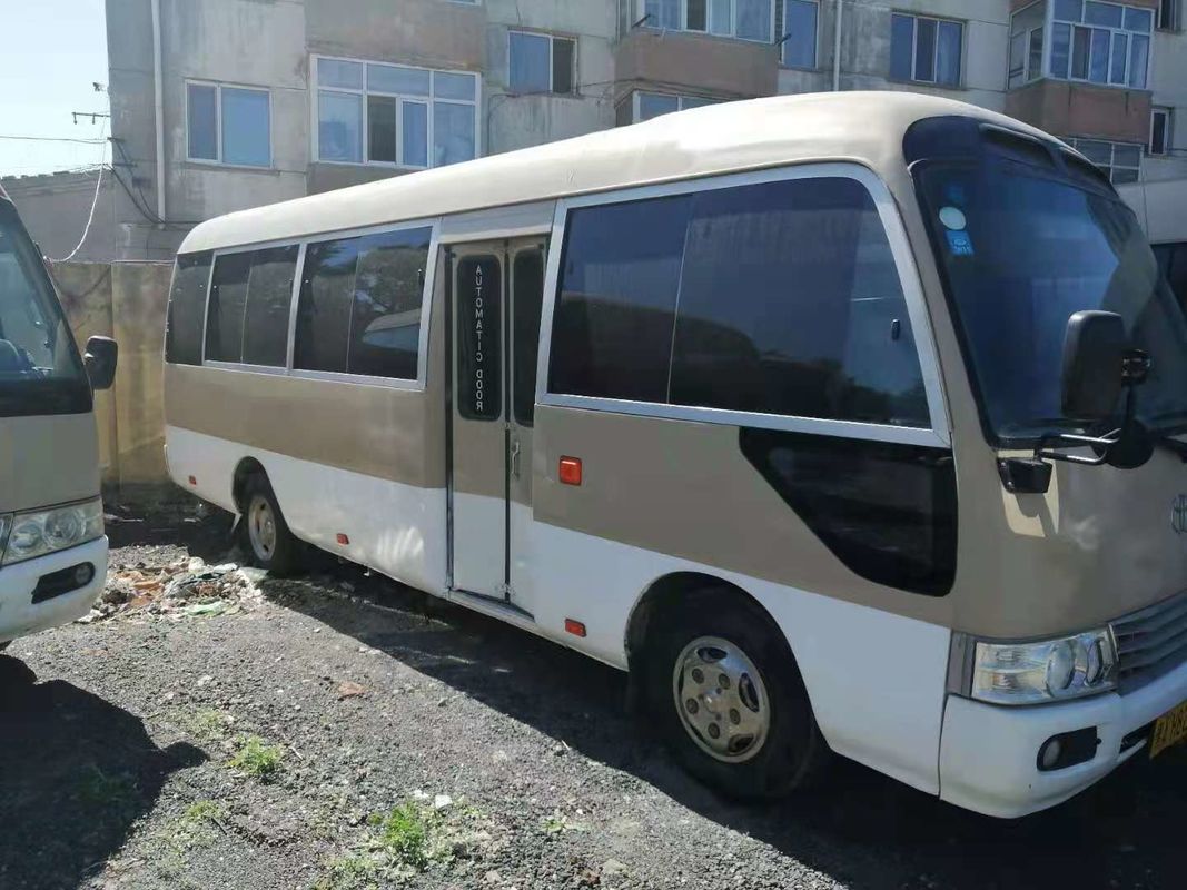 2009 o ônibus usado da pousa-copos do ano 18 assentos, ônibus LHD da pousa-copos de Toyota usou Mini Bus With Diesel Engine, direção esquerda